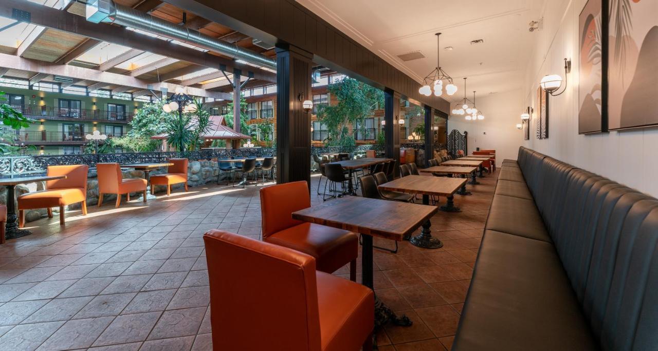 Prestige Vernon Lodge מראה חיצוני תמונה