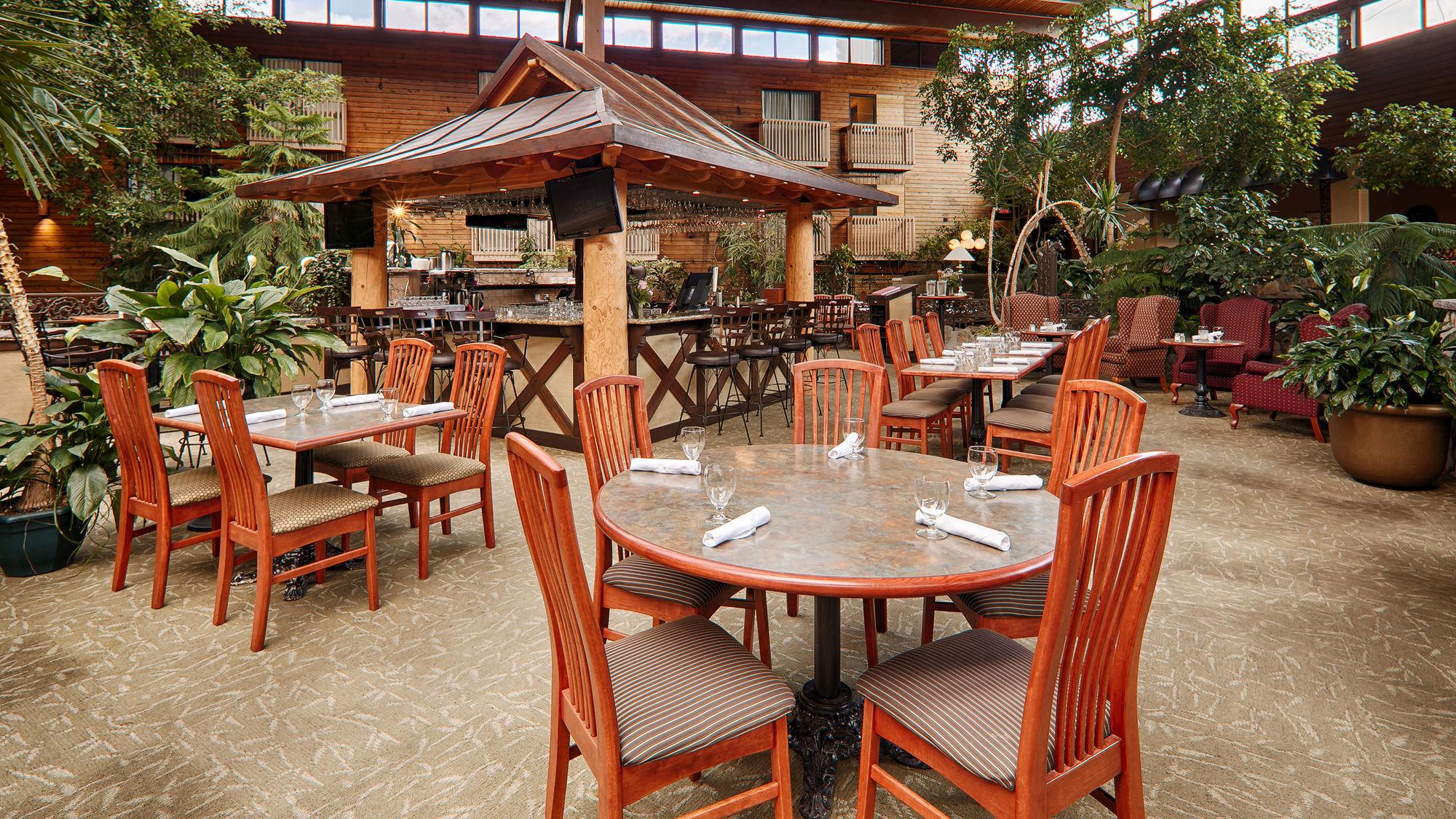 Prestige Vernon Lodge מראה חיצוני תמונה