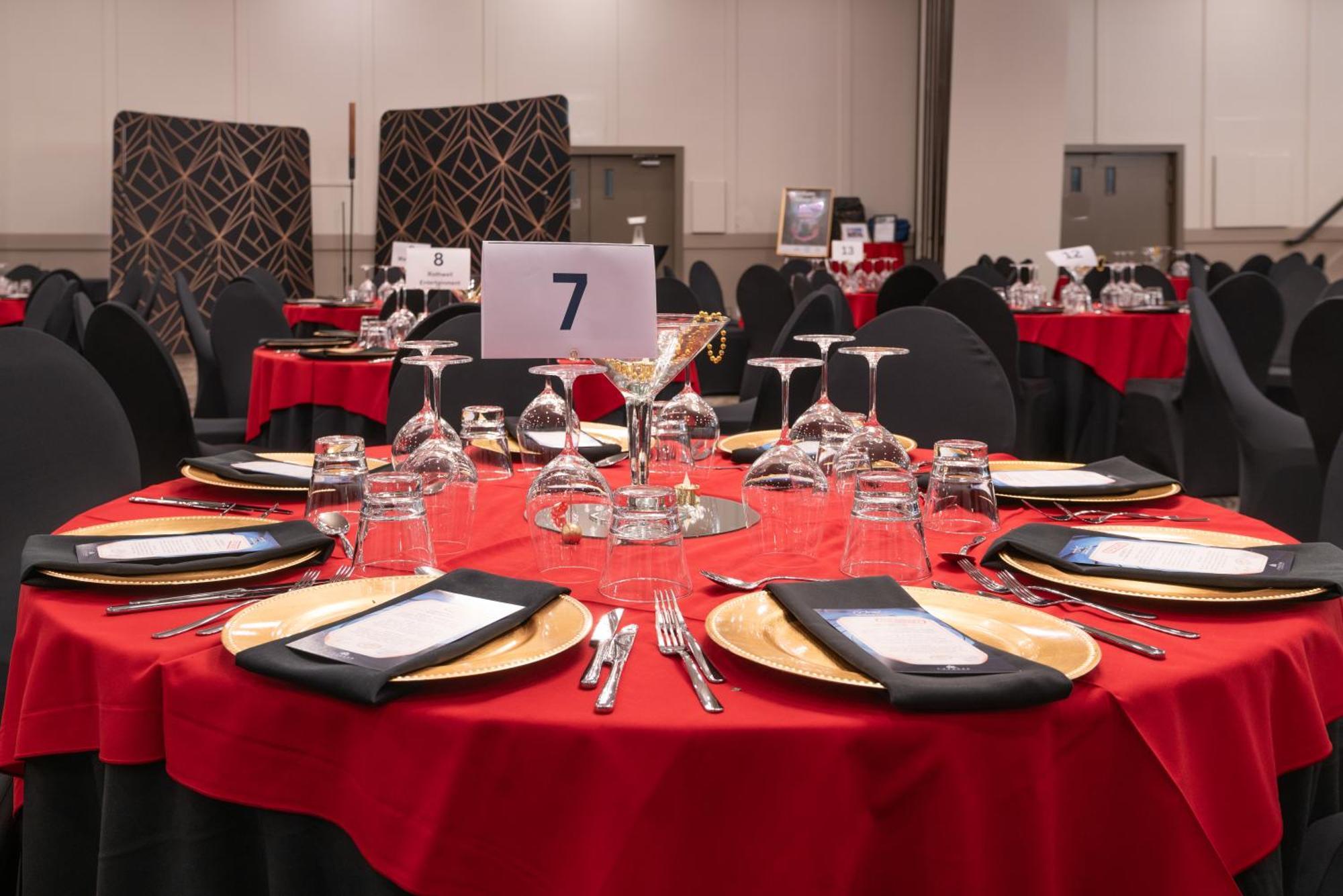 Prestige Vernon Lodge מראה חיצוני תמונה