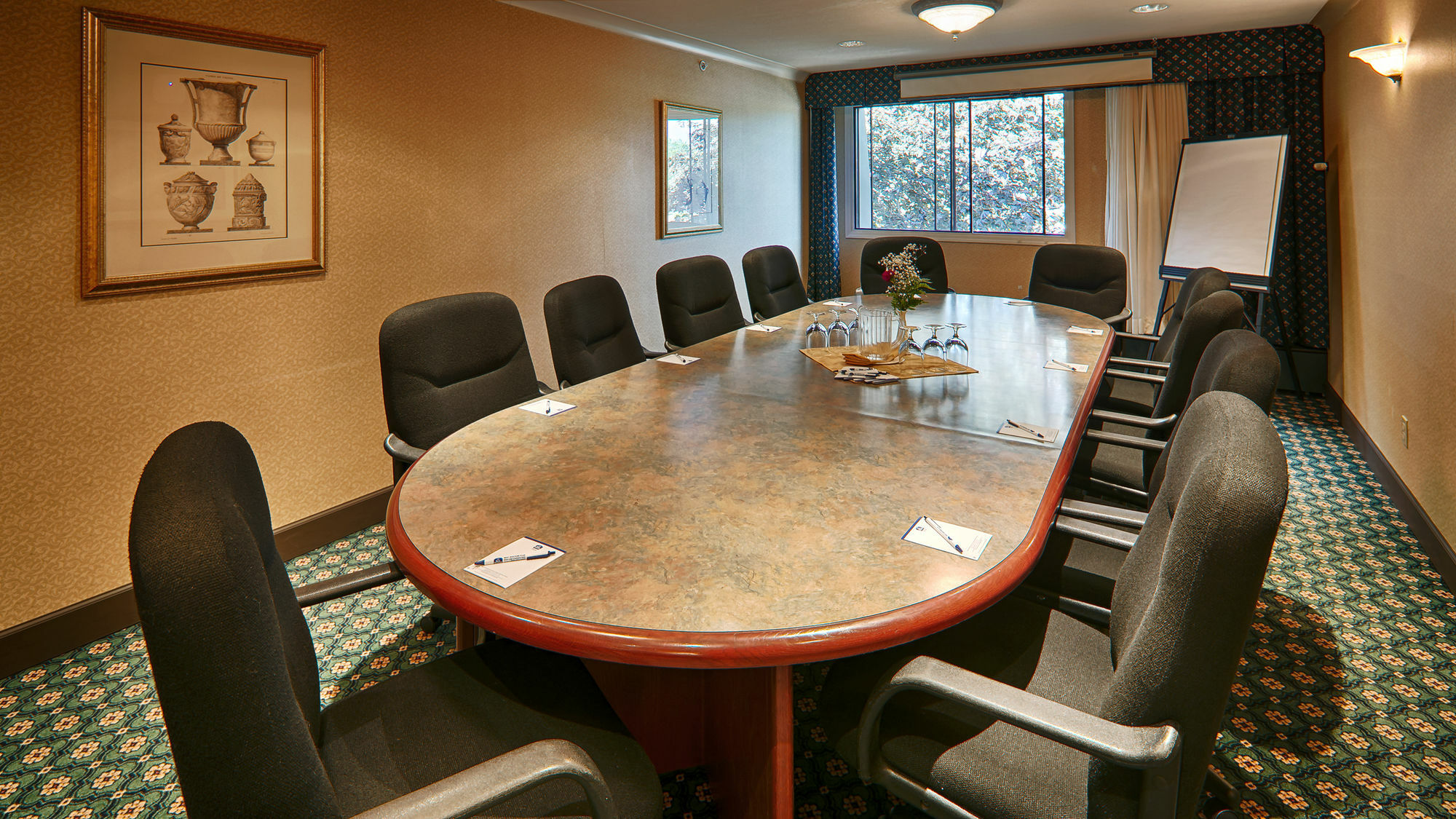 Prestige Vernon Lodge מראה חיצוני תמונה